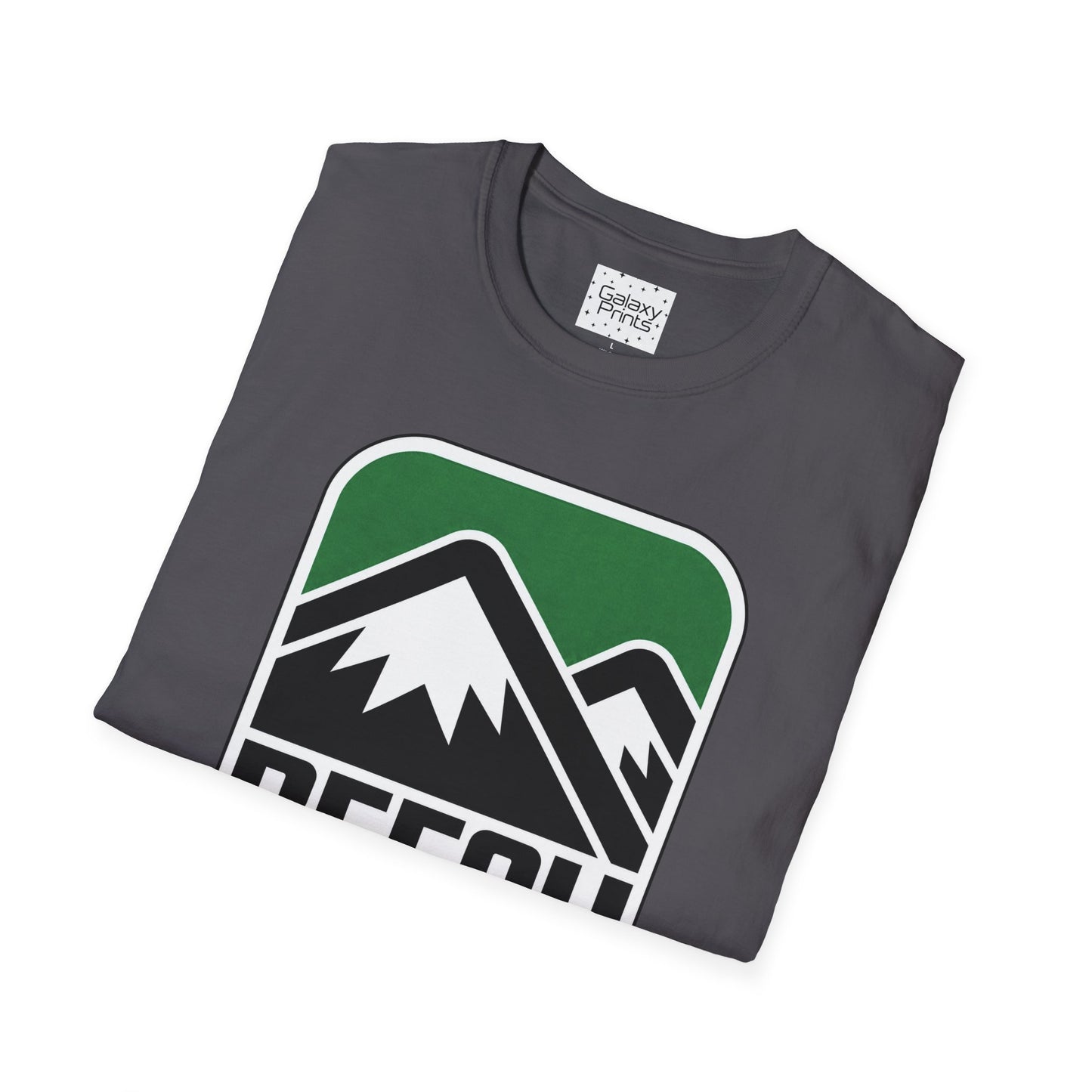Pinnacle Inn Mountain Resort Retro T-Shirt — Beech Mountain Pinnacle Inn Resort Graphic Tee Throw Back to 1983