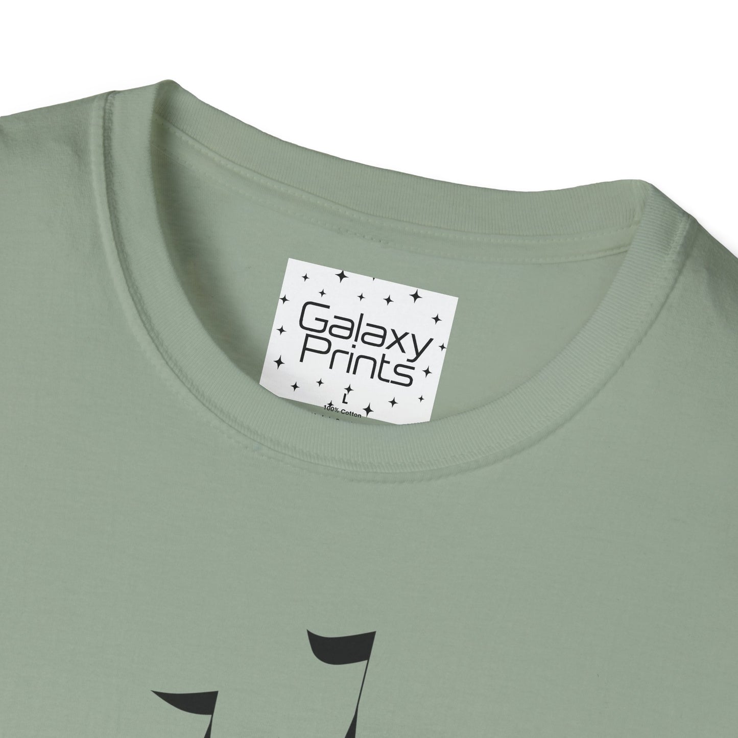 Unisex T-Shirt - DISNEY Inspired - 'Minnie Ears at the Castle'