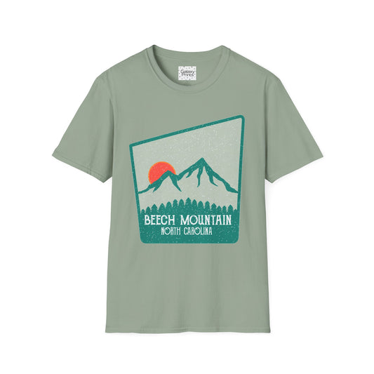 Beech Mountain NC Let it Snow T-Shirt — Retro Mountain Sunrise Snow Tee