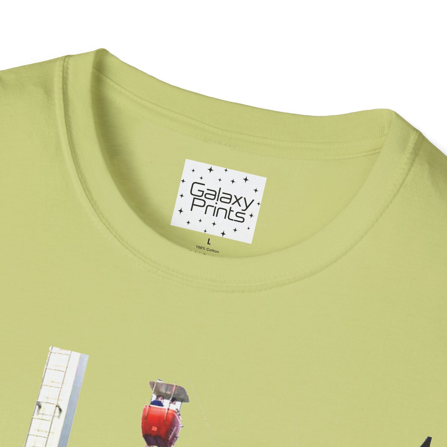 Unisex T-Shirt - DISNEY Inspired - '1970's WDW Florida Picture Graphic next to Small World & Pinocchio Grotto'