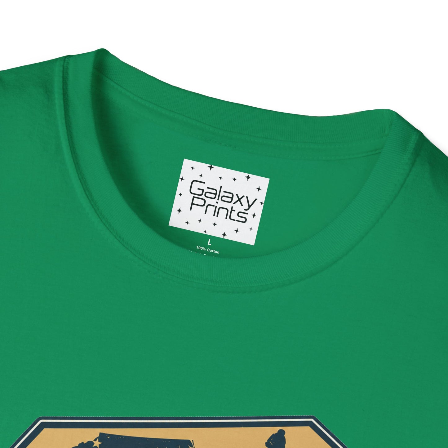 Beech Mountain T‑Shirt — North Carolina Ski & Mountain Vintage Badge (5,506 ft)