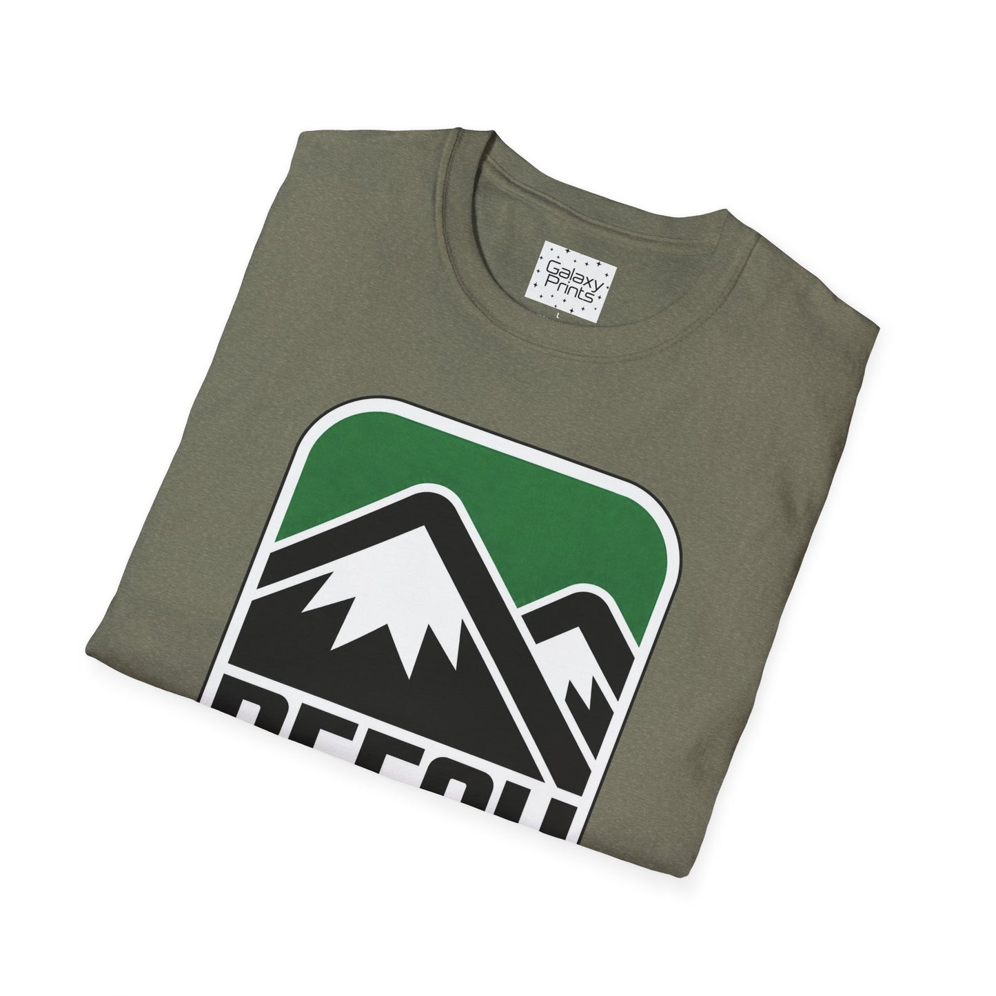 Pinnacle Inn Mountain Resort  Retro T-Shirt — Beech Mountain Pinnacle Inn Resort Graphic Tee Throw Back to 1983