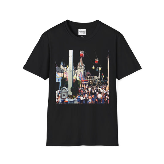 Unisex T-Shirt - DISNEY Inspired - '1970's WDW Florida Picture Graphic next to Small World & Pinocchio Grotto'