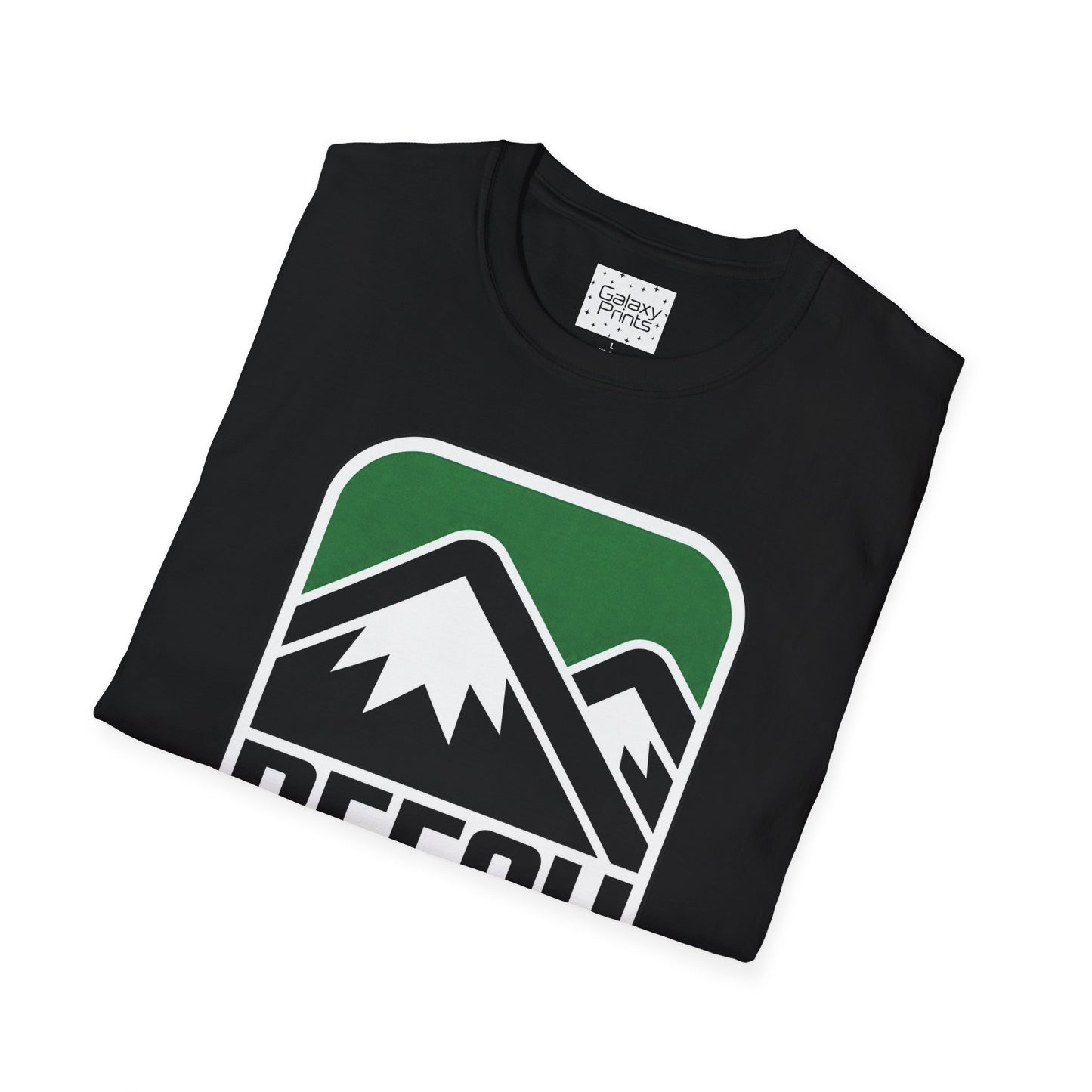 Pinnacle Inn Mountain Resort  Retro T-Shirt — Beech Mountain Pinnacle Inn Resort Graphic Tee Throw Back to 1983