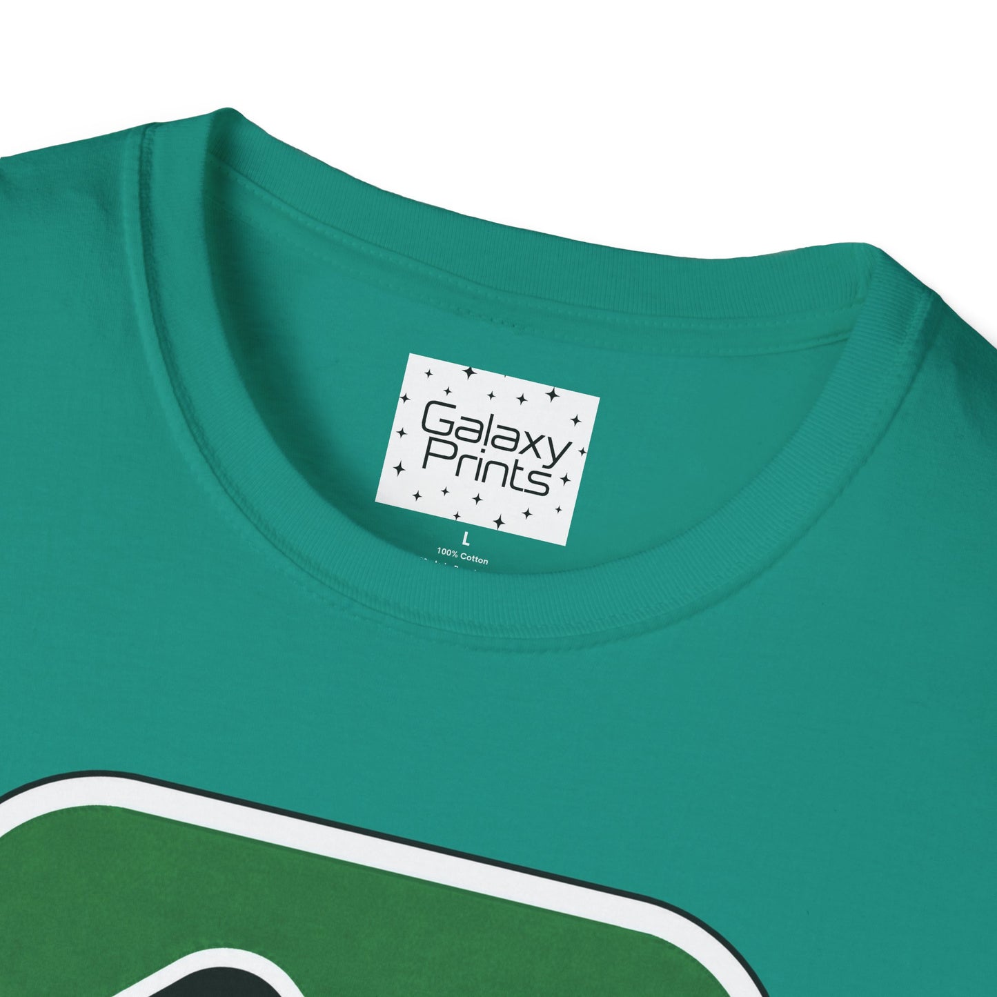 Pinnacle Inn Mountain Resort  Retro T-Shirt — Beech Mountain Pinnacle Inn Resort Graphic Tee Throw Back to 1983