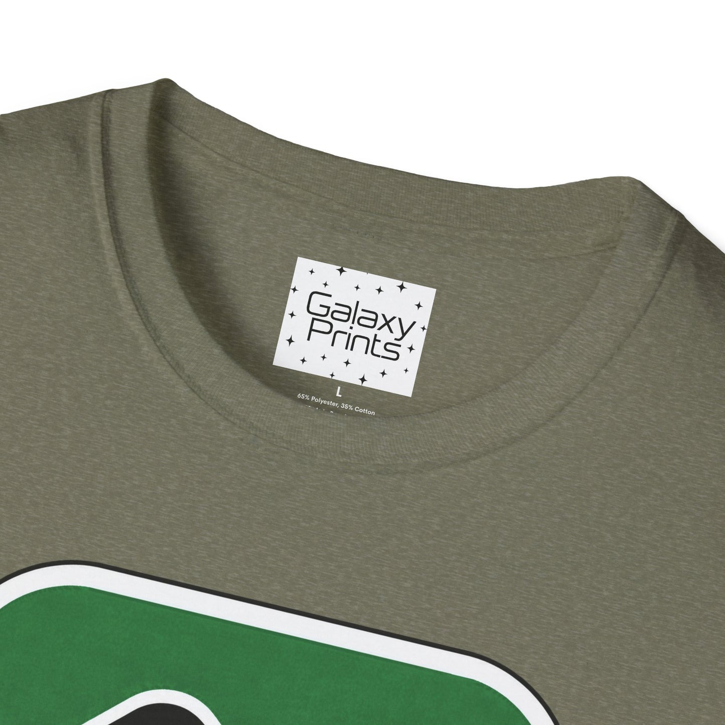 Pinnacle Inn Mountain Resort  Retro T-Shirt — Beech Mountain Pinnacle Inn Resort Graphic Tee Throw Back to 1983