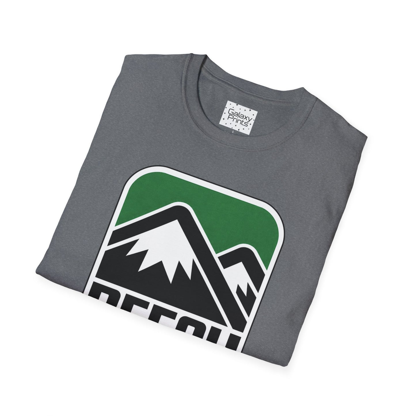 Pinnacle Inn Mountain Resort  Retro T-Shirt — Beech Mountain Pinnacle Inn Resort Graphic Tee Throw Back to 1983