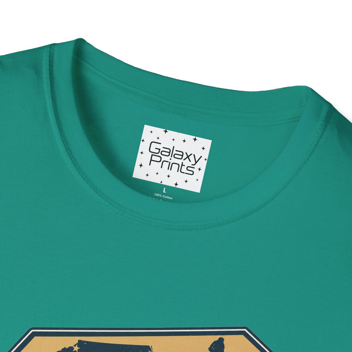 Beech Mountain T‑Shirt — North Carolina Ski & Mountain Vintage Badge (5,506 ft)
