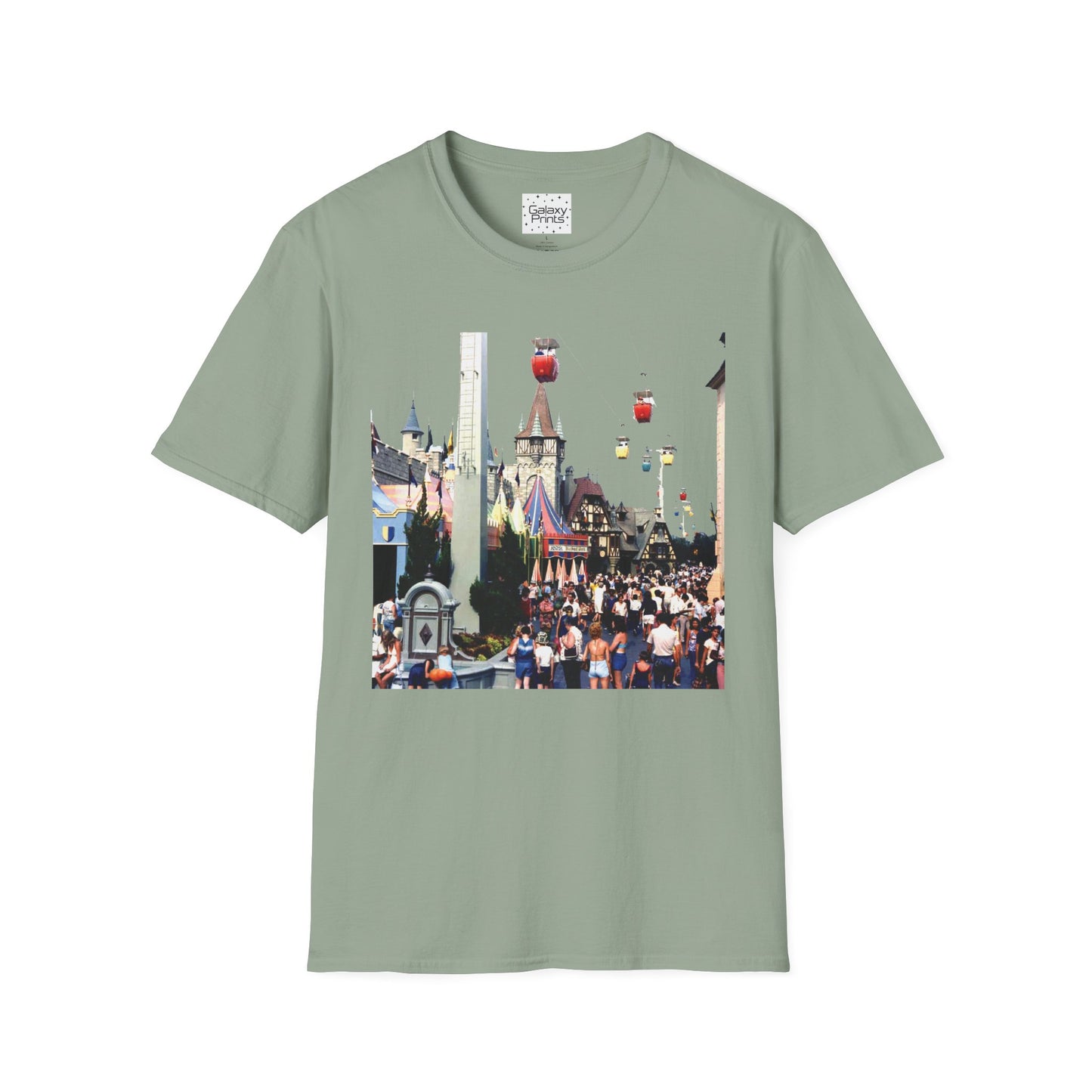 Unisex T-Shirt - DISNEY Inspired - '1970's WDW Florida Picture Graphic next to Small World & Pinocchio Grotto'