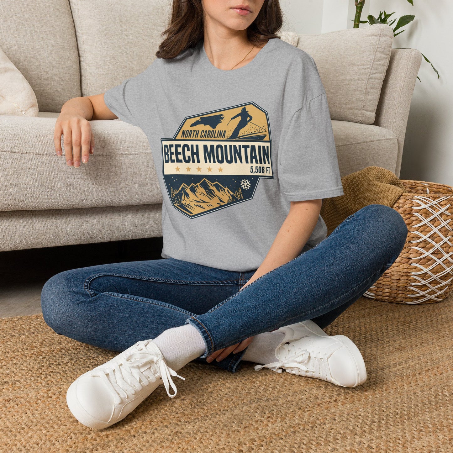 Beech Mountain T‑Shirt — North Carolina Ski & Mountain Vintage Badge (5,506 ft)