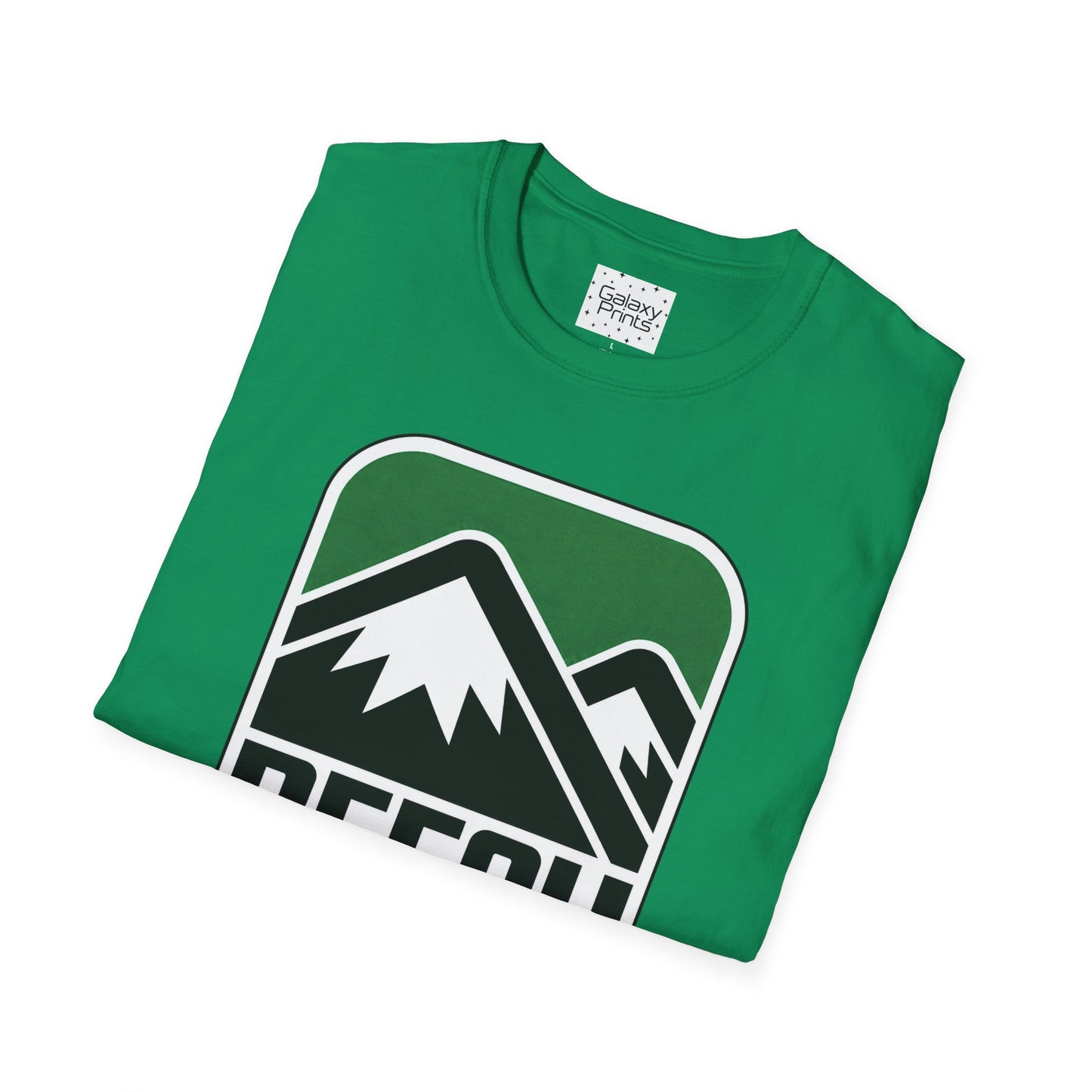 Pinnacle Inn Mountain Resort  Retro T-Shirt — Beech Mountain Pinnacle Inn Resort Graphic Tee Throw Back to 1983