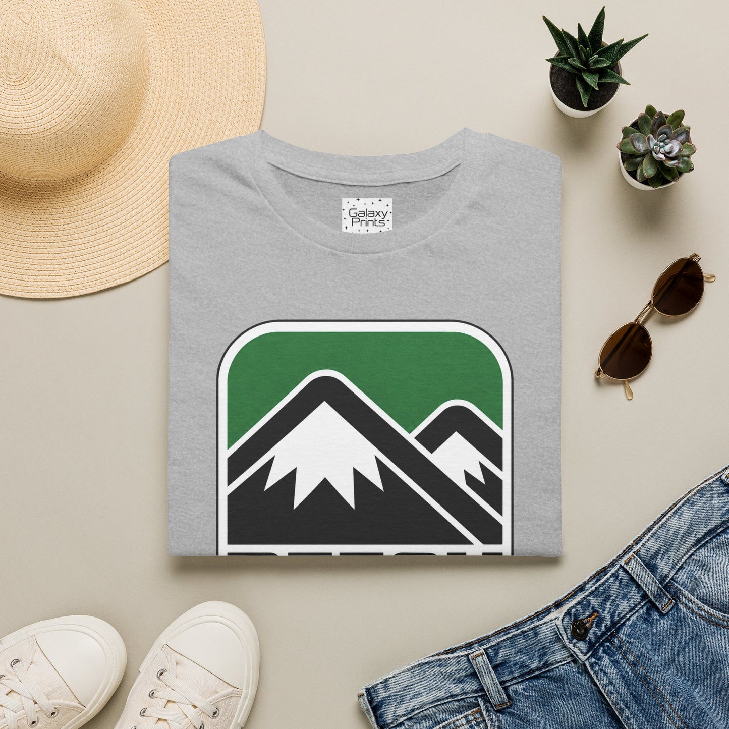 Pinnacle Inn Mountain Resort  Retro T-Shirt — Beech Mountain Pinnacle Inn Resort Graphic Tee Throw Back to 1983